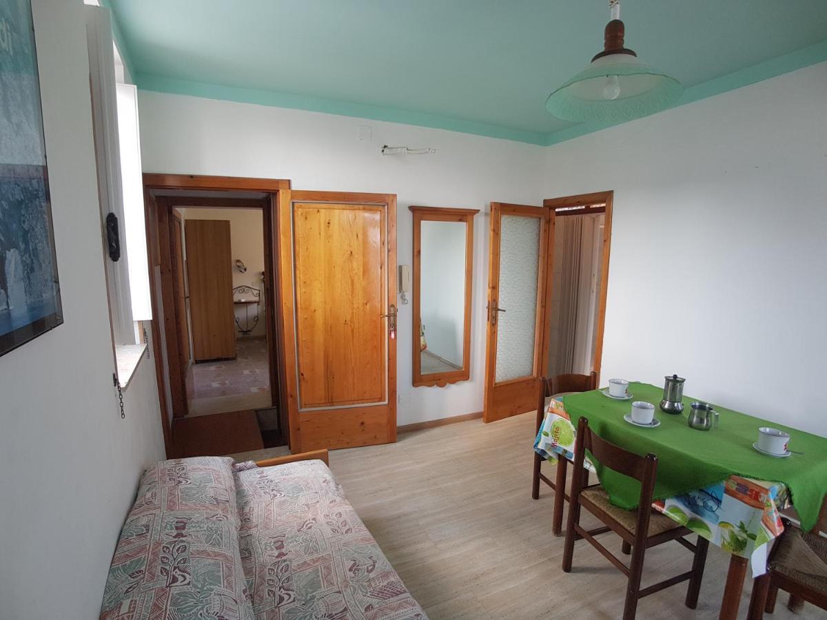 Casa Vittorio B&B ลีปารี ภายนอก รูปภาพ
