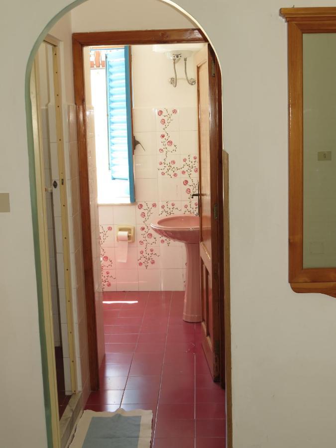 Casa Vittorio B&B ลีปารี ภายนอก รูปภาพ