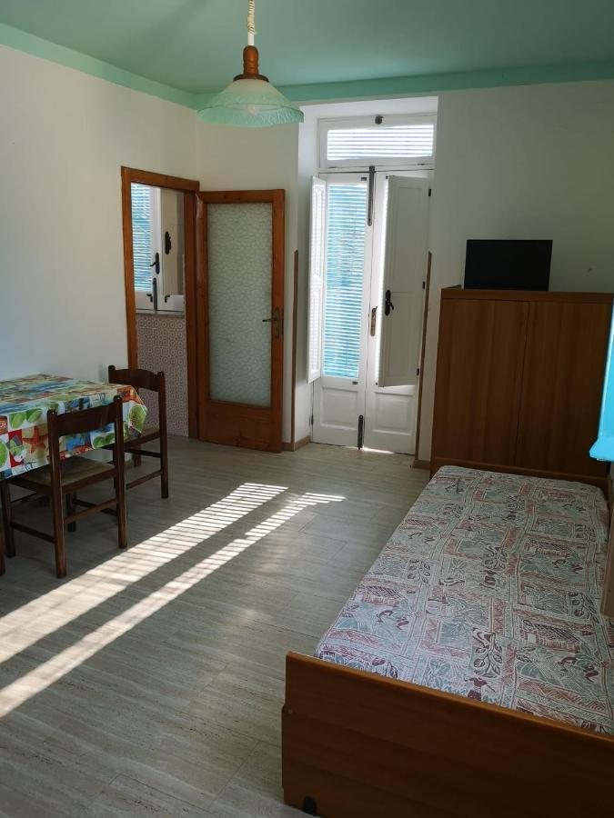 Casa Vittorio B&B ลีปารี ภายนอก รูปภาพ